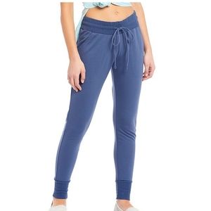 Free People Pants & Jumpsuits - FP Free People Movement Sunny Skinny Sweat Pants Free People Pants & Jumpsuits - FP Free People Movement Sunny Skinny Sweat Pants